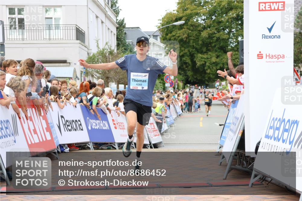 31.08.2025 - 21. Blankeneser Heldenlauf Strokosch-Dieckow http://msf.ph/oto/8686452 31.08.2025 11:59:45 Ziel 5694, 4068 meine-sportfotos.de