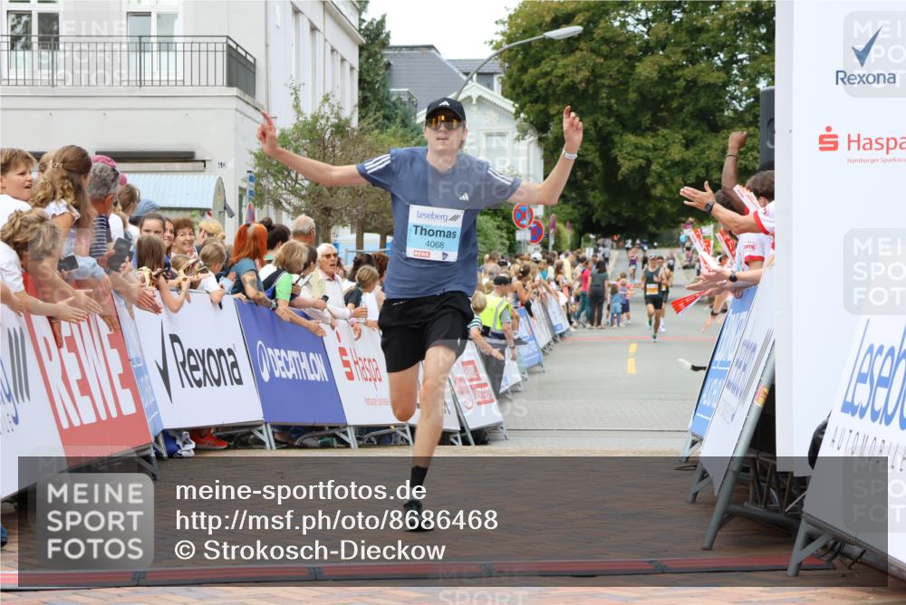 31.08.2025 - 21. Blankeneser Heldenlauf Strokosch-Dieckow http://msf.ph/oto/8686468 31.08.2025 11:59:45 Ziel 5694, 4068 meine-sportfotos.de