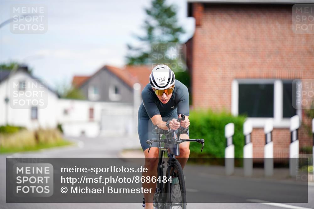 31.08.2025 - Elbe Triathlon Hamburg Michael Burmester http://msf.ph/oto/8686484 31.08.2025 14:32:47 Radfahren 160 meine-sportfotos.de