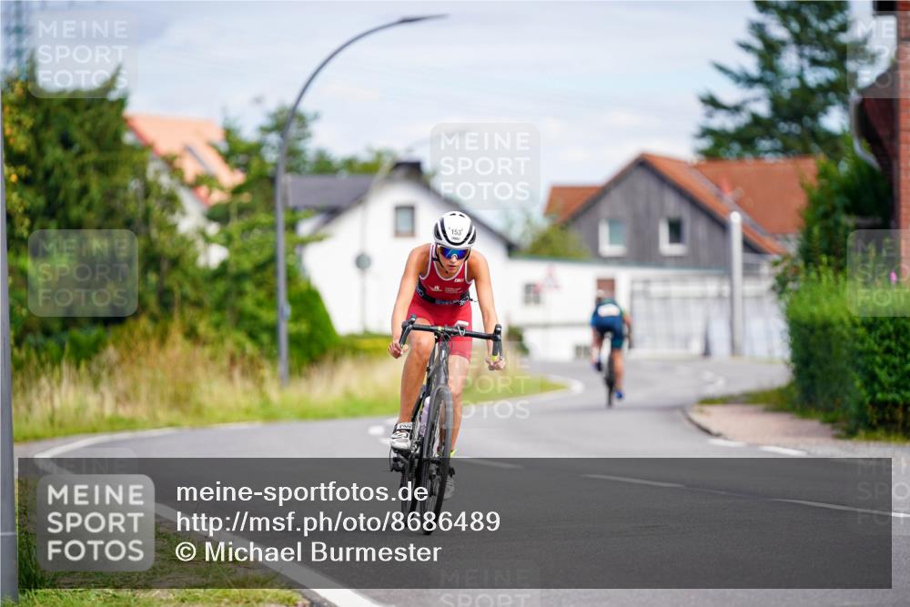 31.08.2025 - Elbe Triathlon Hamburg Michael Burmester http://msf.ph/oto/8686489 31.08.2025 14:33:14 Radfahren 153 meine-sportfotos.de