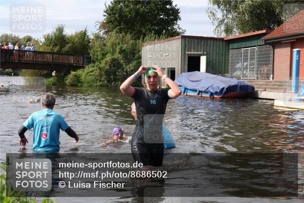 31.08.2025 - Elbe Triathlon Hamburg Luisa Fischer http://msf.ph/oto/8686502 31.08.2025 10:46:07 Schwimmen 1397, 1490 meine-sportfotos.de