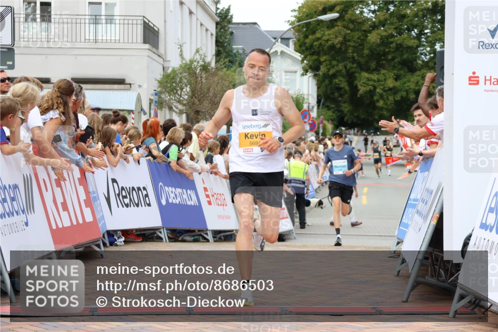 31.08.2025 - 21. Blankeneser Heldenlauf Strokosch-Dieckow http://msf.ph/oto/8686503 31.08.2025 11:59:43 Ziel 5694, 4068 meine-sportfotos.de