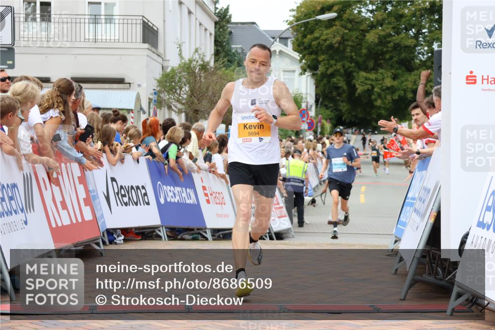 31.08.2025 - 21. Blankeneser Heldenlauf Strokosch-Dieckow http://msf.ph/oto/8686509 31.08.2025 11:59:43 Ziel 5694, 4068 meine-sportfotos.de