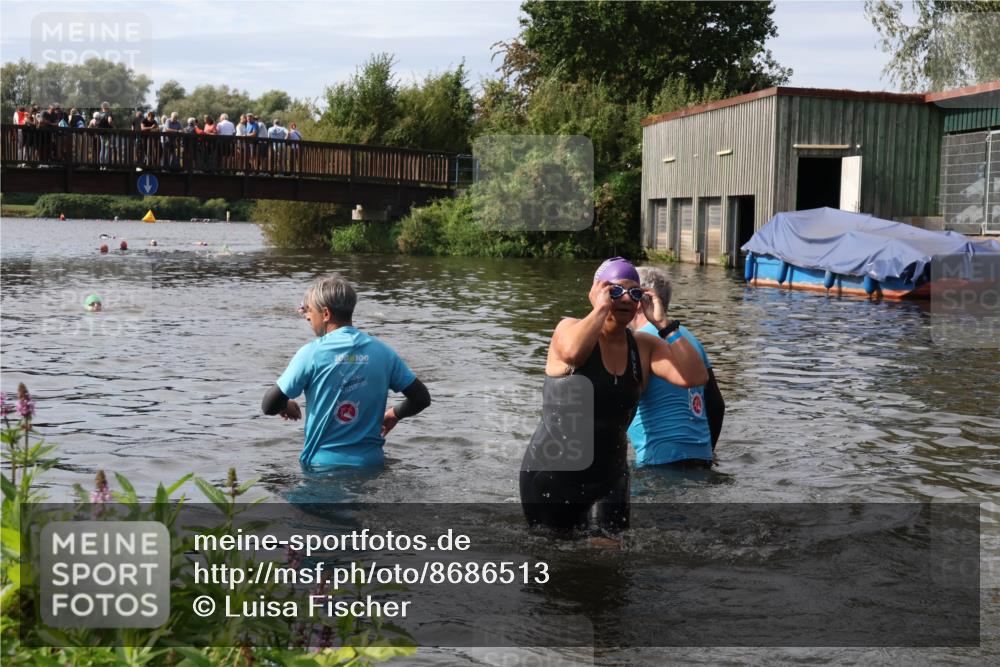 31.08.2025 - Elbe Triathlon Hamburg Luisa Fischer http://msf.ph/oto/8686513 31.08.2025 10:46:10 Schwimmen 1397, 1490 meine-sportfotos.de