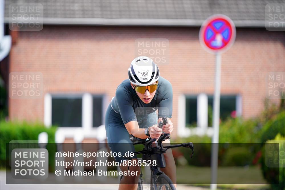 31.08.2025 - Elbe Triathlon Hamburg Michael Burmester http://msf.ph/oto/8686528 31.08.2025 14:36:48 Radfahren  meine-sportfotos.de
