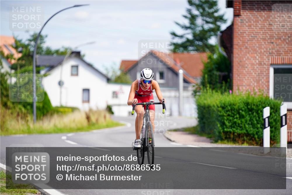 31.08.2025 - Elbe Triathlon Hamburg Michael Burmester http://msf.ph/oto/8686535 31.08.2025 14:37:50 Radfahren 153 meine-sportfotos.de