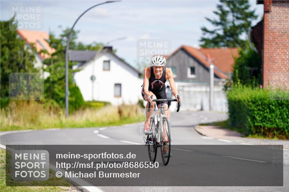 31.08.2025 - Elbe Triathlon Hamburg Michael Burmester http://msf.ph/oto/8686550 31.08.2025 14:38:38 Radfahren 148 meine-sportfotos.de