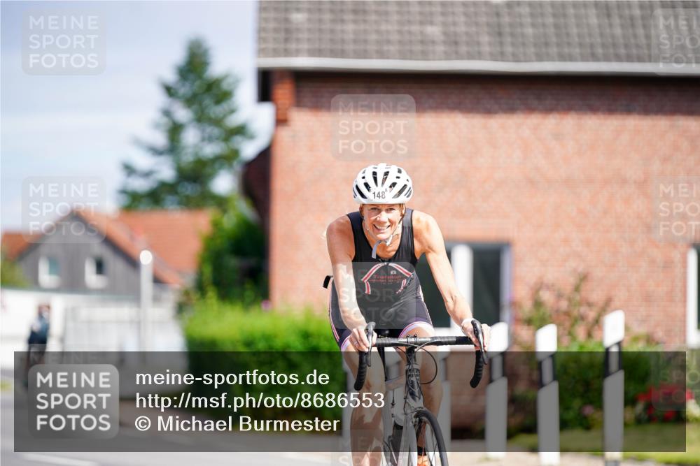 31.08.2025 - Elbe Triathlon Hamburg Michael Burmester http://msf.ph/oto/8686553 31.08.2025 14:38:39 Radfahren 148 meine-sportfotos.de