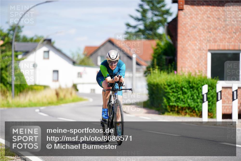 31.08.2025 - Elbe Triathlon Hamburg Michael Burmester http://msf.ph/oto/8686571 31.08.2025 14:39:30 Radfahren  meine-sportfotos.de