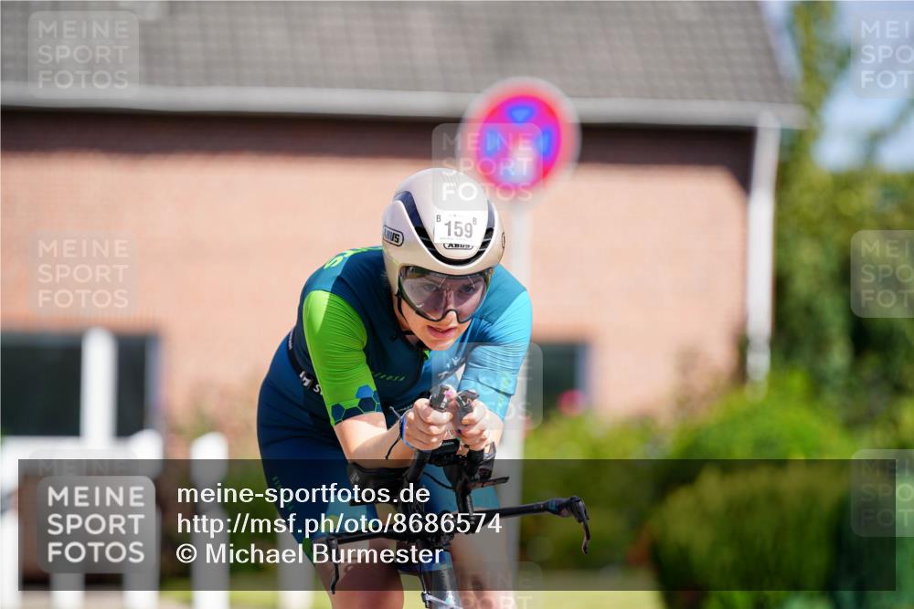 31.08.2025 - Elbe Triathlon Hamburg Michael Burmester http://msf.ph/oto/8686574 31.08.2025 14:39:32 Radfahren  meine-sportfotos.de