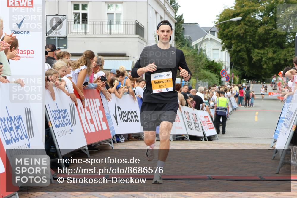 31.08.2025 - 21. Blankeneser Heldenlauf Strokosch-Dieckow http://msf.ph/oto/8686576 31.08.2025 11:59:23 Ziel 5492, 5276 meine-sportfotos.de