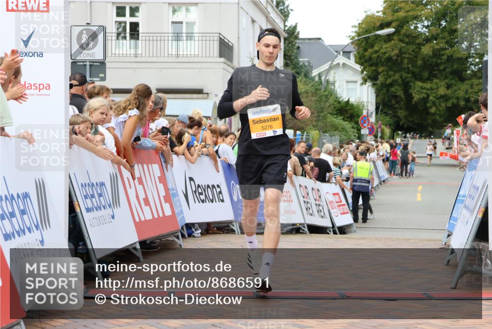 31.08.2025 - 21. Blankeneser Heldenlauf Strokosch-Dieckow http://msf.ph/oto/8686591 31.08.2025 11:59:23 Ziel 5492, 5276 meine-sportfotos.de