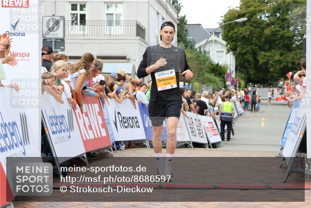 31.08.2025 - 21. Blankeneser Heldenlauf Strokosch-Dieckow http://msf.ph/oto/8686597 31.08.2025 11:59:22 Ziel 5492, 5276 meine-sportfotos.de