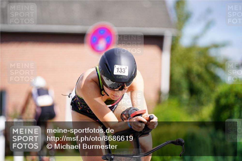 31.08.2025 - Elbe Triathlon Hamburg Michael Burmester http://msf.ph/oto/8686619 31.08.2025 14:40:37 Radfahren  meine-sportfotos.de