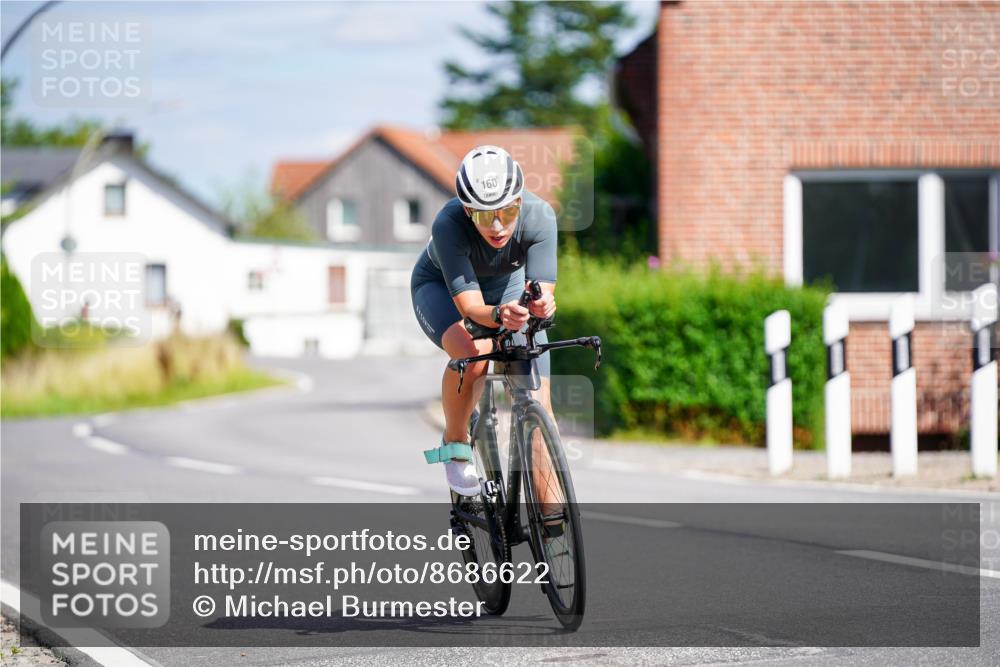 31.08.2025 - Elbe Triathlon Hamburg Michael Burmester http://msf.ph/oto/8686622 31.08.2025 14:40:49 Radfahren  meine-sportfotos.de