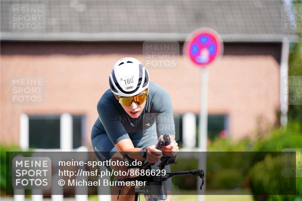 31.08.2025 - Elbe Triathlon Hamburg Michael Burmester http://msf.ph/oto/8686629 31.08.2025 14:40:50 Radfahren  meine-sportfotos.de