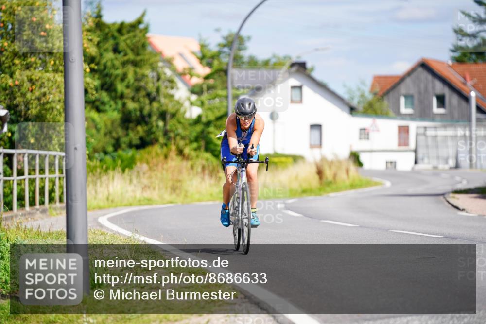 31.08.2025 - Elbe Triathlon Hamburg Michael Burmester http://msf.ph/oto/8686633 31.08.2025 14:41:03 Radfahren 137 meine-sportfotos.de