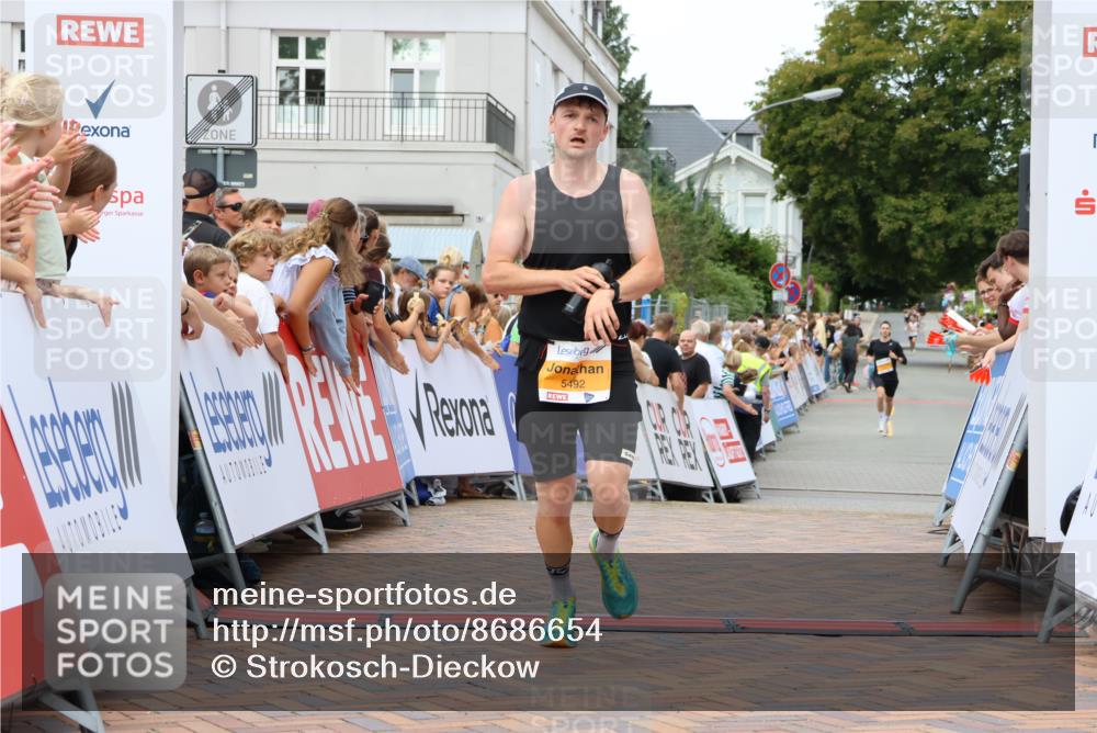 31.08.2025 - 21. Blankeneser Heldenlauf Strokosch-Dieckow http://msf.ph/oto/8686654 31.08.2025 11:59:16 Ziel 5492 meine-sportfotos.de