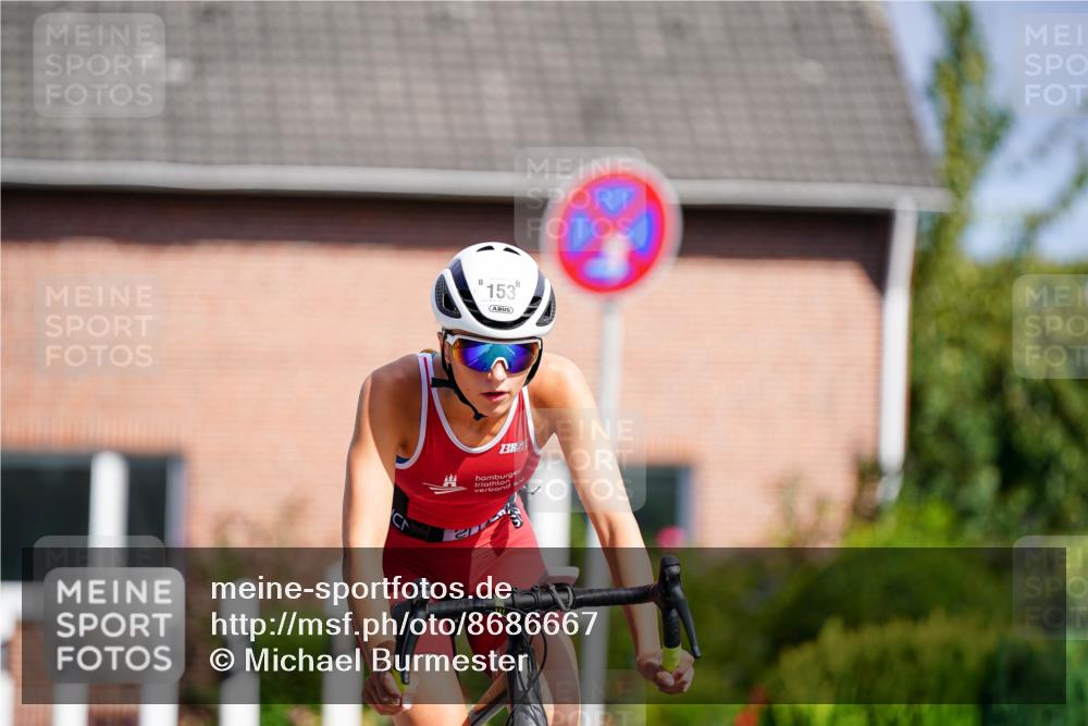 31.08.2025 - Elbe Triathlon Hamburg Michael Burmester http://msf.ph/oto/8686667 31.08.2025 14:42:31 Radfahren  meine-sportfotos.de