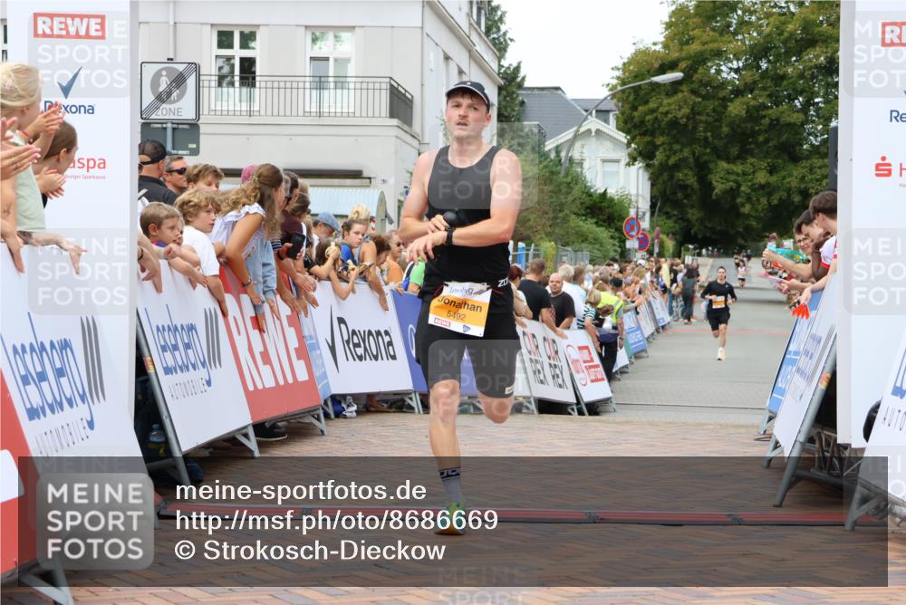 31.08.2025 - 21. Blankeneser Heldenlauf Strokosch-Dieckow http://msf.ph/oto/8686669 31.08.2025 11:59:16 Ziel 5492 meine-sportfotos.de