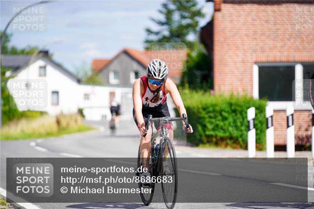 31.08.2025 - Elbe Triathlon Hamburg Michael Burmester http://msf.ph/oto/8686683 31.08.2025 14:43:00 Radfahren 139 meine-sportfotos.de