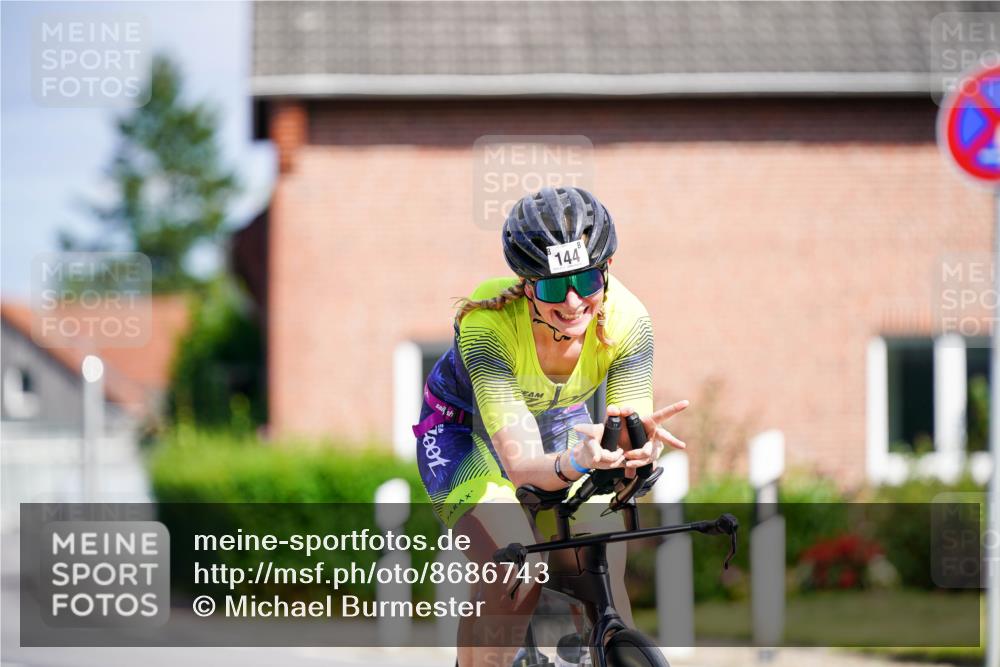 31.08.2025 - Elbe Triathlon Hamburg Michael Burmester http://msf.ph/oto/8686743 31.08.2025 14:44:12 Radfahren 145 meine-sportfotos.de