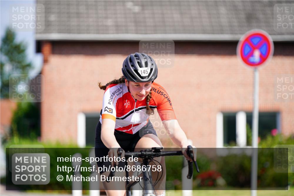 31.08.2025 - Elbe Triathlon Hamburg Michael Burmester http://msf.ph/oto/8686758 31.08.2025 14:44:14 Radfahren 145 meine-sportfotos.de