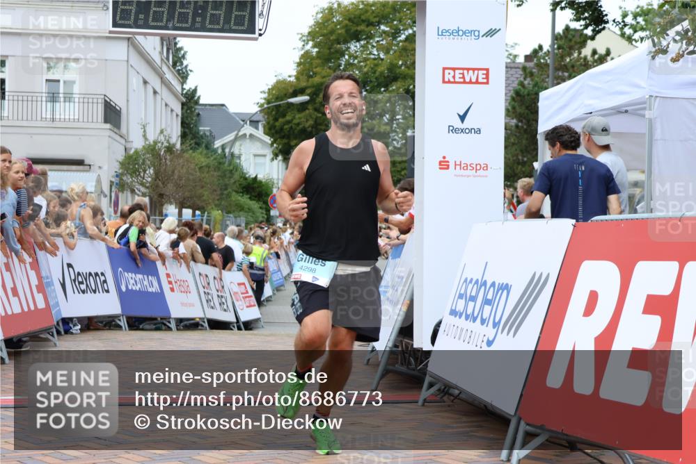 31.08.2025 - 21. Blankeneser Heldenlauf Strokosch-Dieckow http://msf.ph/oto/8686773 31.08.2025 11:59:08 Ziel 4254, 4298 meine-sportfotos.de
