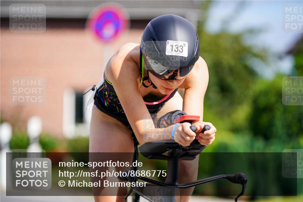 31.08.2025 - Elbe Triathlon Hamburg Michael Burmester http://msf.ph/oto/8686775 31.08.2025 14:44:41 Radfahren 133 meine-sportfotos.de
