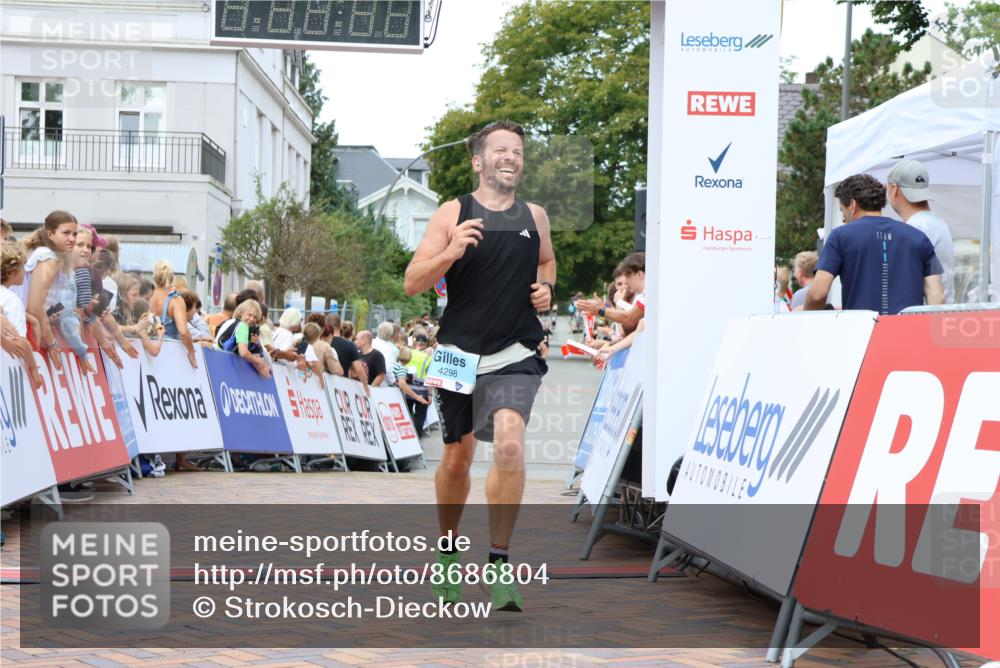 31.08.2025 - 21. Blankeneser Heldenlauf Strokosch-Dieckow http://msf.ph/oto/8686804 31.08.2025 11:59:08 Ziel 4254, 4298 meine-sportfotos.de