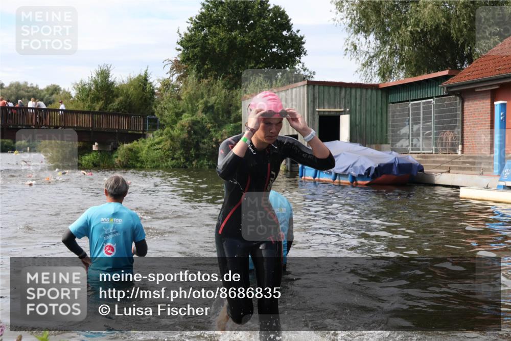 31.08.2025 - Elbe Triathlon Hamburg Luisa Fischer http://msf.ph/oto/8686835 31.08.2025 10:50:10 Schwimmen 1512, 1610 meine-sportfotos.de
