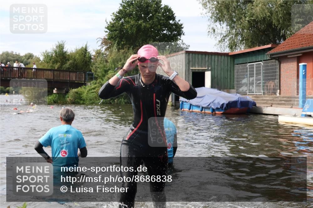 31.08.2025 - Elbe Triathlon Hamburg Luisa Fischer http://msf.ph/oto/8686838 31.08.2025 10:50:10 Schwimmen 1512, 1610 meine-sportfotos.de