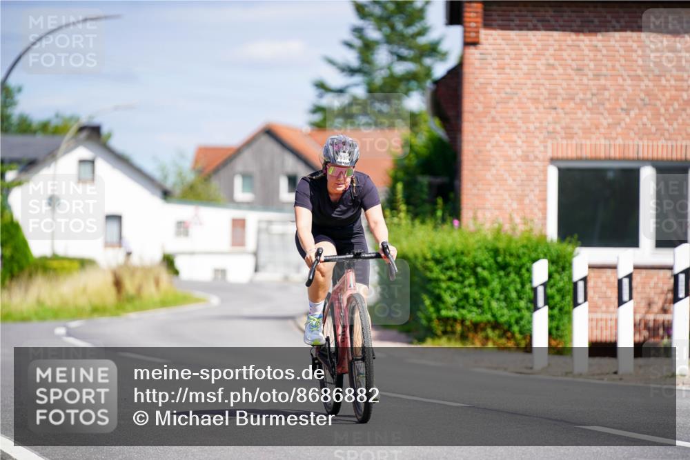 31.08.2025 - Elbe Triathlon Hamburg Michael Burmester http://msf.ph/oto/8686882 31.08.2025 14:46:33 Radfahren 129, 157 meine-sportfotos.de