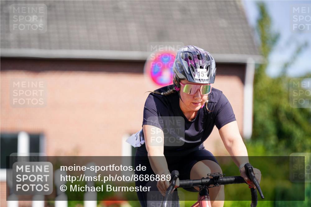 31.08.2025 - Elbe Triathlon Hamburg Michael Burmester http://msf.ph/oto/8686889 31.08.2025 14:46:34 Radfahren 129, 157 meine-sportfotos.de