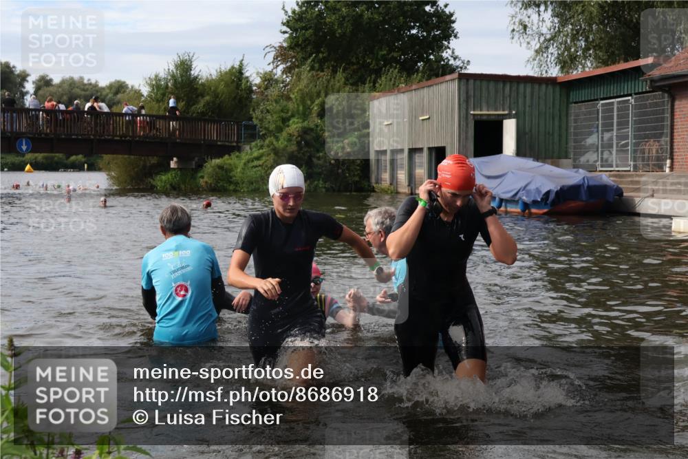 31.08.2025 - Elbe Triathlon Hamburg Luisa Fischer http://msf.ph/oto/8686918 31.08.2025 10:50:49 Schwimmen 1510, 1530, 1534, 1537, 1549, 1572, 1613 meine-sportfotos.de