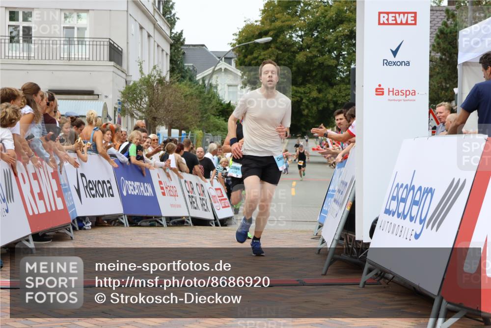 31.08.2025 - 21. Blankeneser Heldenlauf Strokosch-Dieckow http://msf.ph/oto/8686920 31.08.2025 11:59:06 Ziel 4254, 4298 meine-sportfotos.de