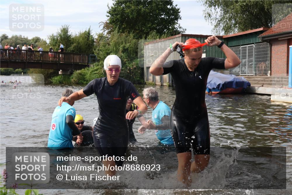 31.08.2025 - Elbe Triathlon Hamburg Luisa Fischer http://msf.ph/oto/8686923 31.08.2025 10:50:49 Schwimmen 1510, 1530, 1534, 1537, 1549, 1572, 1613 meine-sportfotos.de