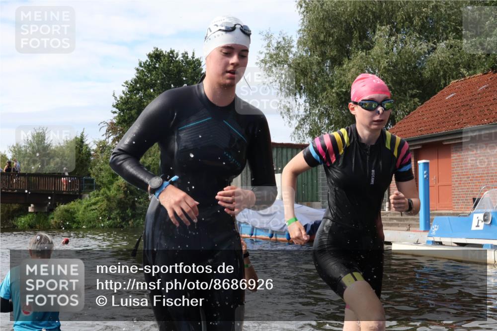 31.08.2025 - Elbe Triathlon Hamburg Luisa Fischer http://msf.ph/oto/8686926 31.08.2025 10:50:53 Schwimmen 1510, 1530, 1534, 1572, 1613 meine-sportfotos.de