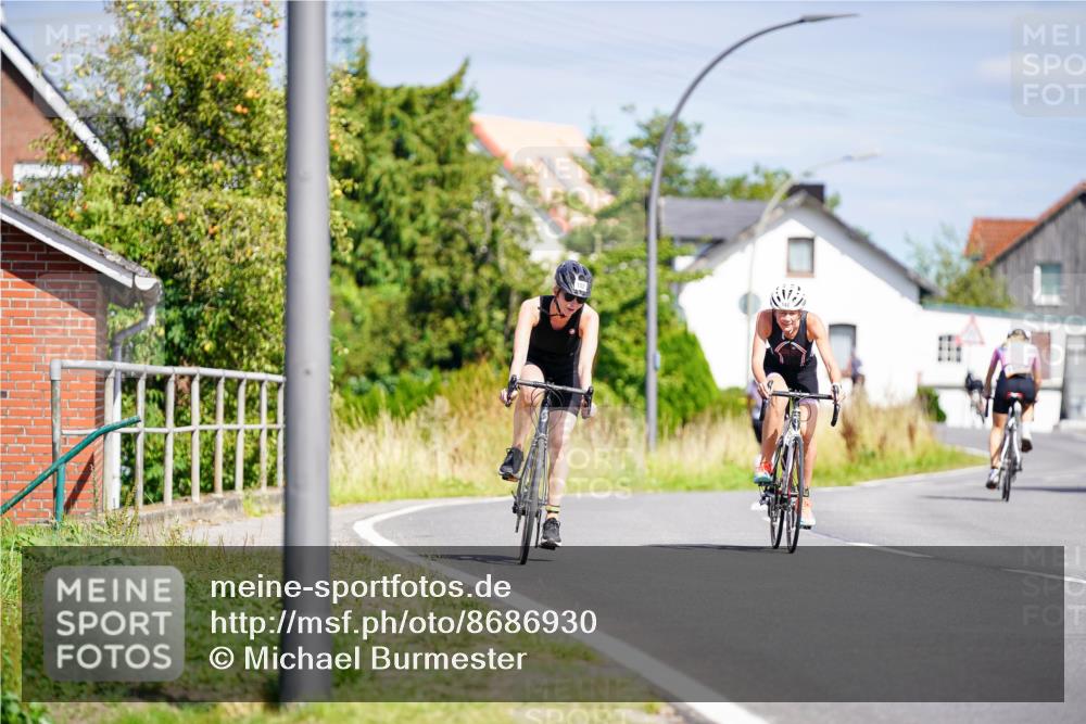 31.08.2025 - Elbe Triathlon Hamburg Michael Burmester http://msf.ph/oto/8686930 31.08.2025 14:47:21 Radfahren 132, 148 meine-sportfotos.de