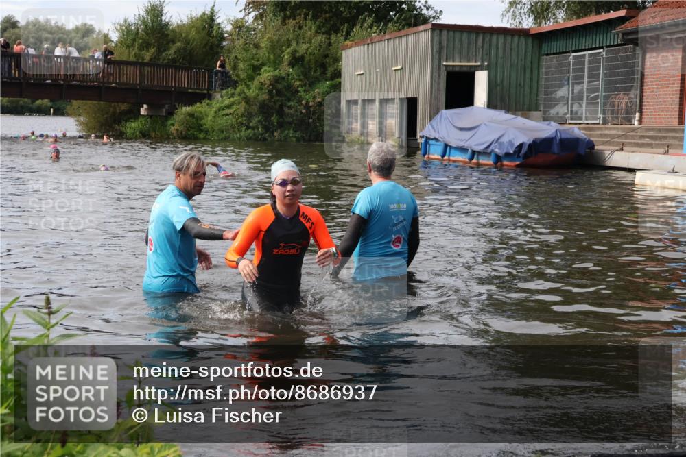 31.08.2025 - Elbe Triathlon Hamburg Luisa Fischer http://msf.ph/oto/8686937 31.08.2025 10:51:02 Schwimmen 1578 meine-sportfotos.de