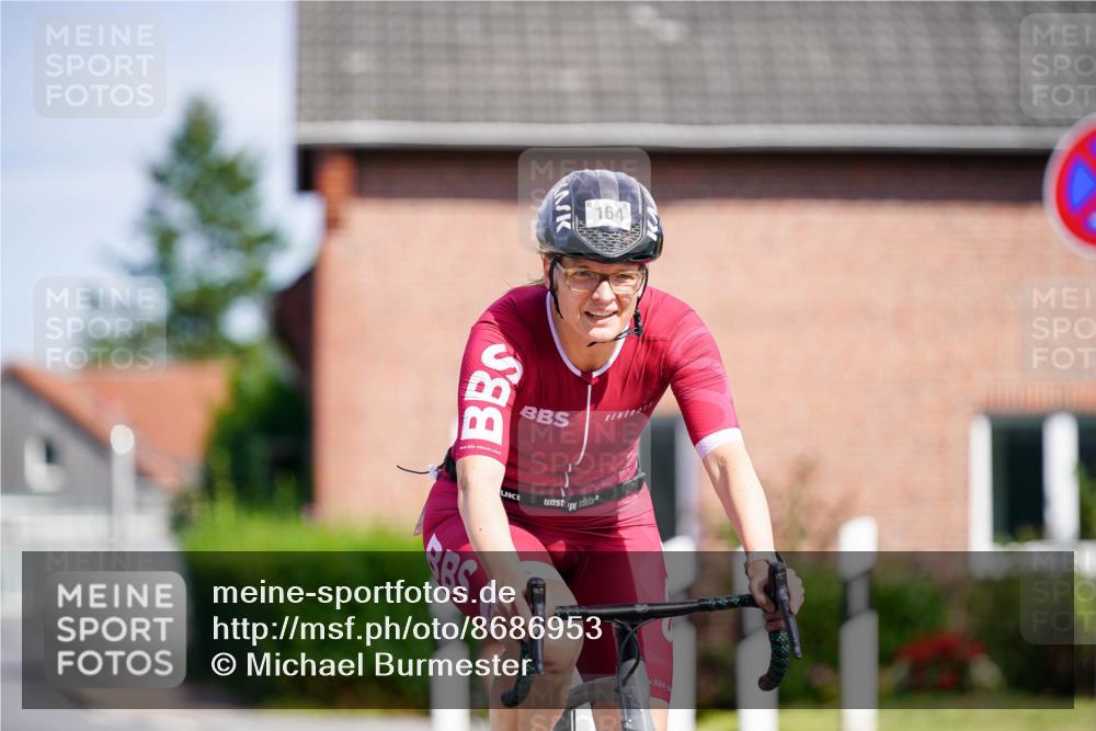 31.08.2025 - Elbe Triathlon Hamburg Michael Burmester http://msf.ph/oto/8686953 31.08.2025 14:47:59 Radfahren 139, 164 meine-sportfotos.de
