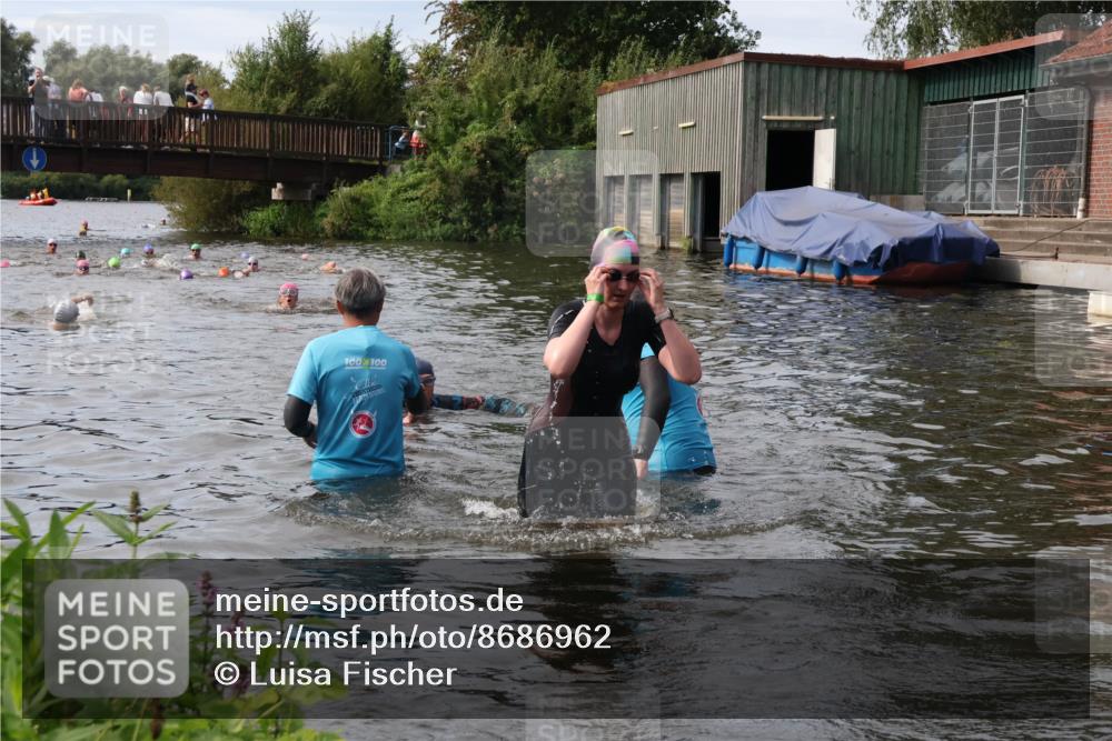 31.08.2025 - Elbe Triathlon Hamburg Luisa Fischer http://msf.ph/oto/8686962 31.08.2025 10:51:28 Schwimmen 1531, 1556, 1592 meine-sportfotos.de