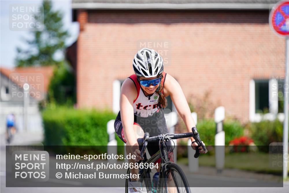 31.08.2025 - Elbe Triathlon Hamburg Michael Burmester http://msf.ph/oto/8686964 31.08.2025 14:48:06 Radfahren 139 meine-sportfotos.de