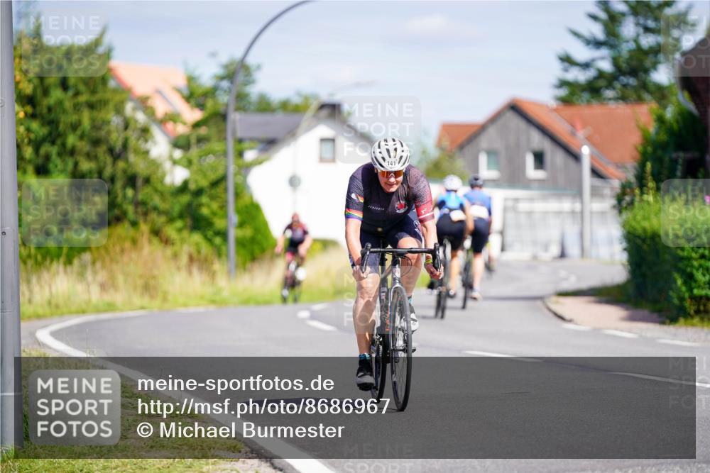 31.08.2025 - Elbe Triathlon Hamburg Michael Burmester http://msf.ph/oto/8686967 31.08.2025 14:48:17 Radfahren 141 meine-sportfotos.de