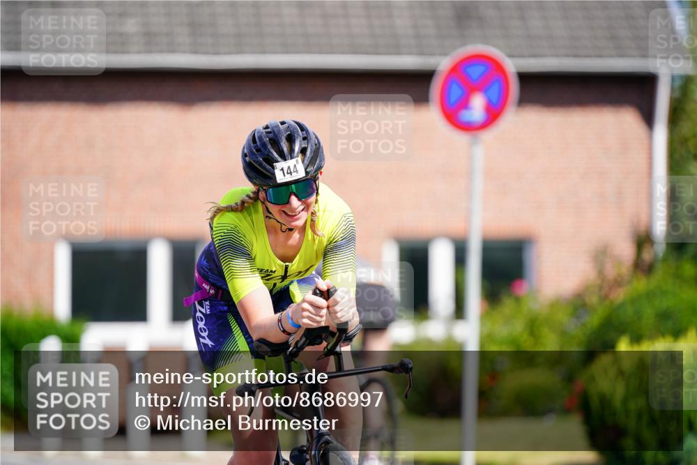 31.08.2025 - Elbe Triathlon Hamburg Michael Burmester http://msf.ph/oto/8686997 31.08.2025 14:48:26 Radfahren 144 meine-sportfotos.de