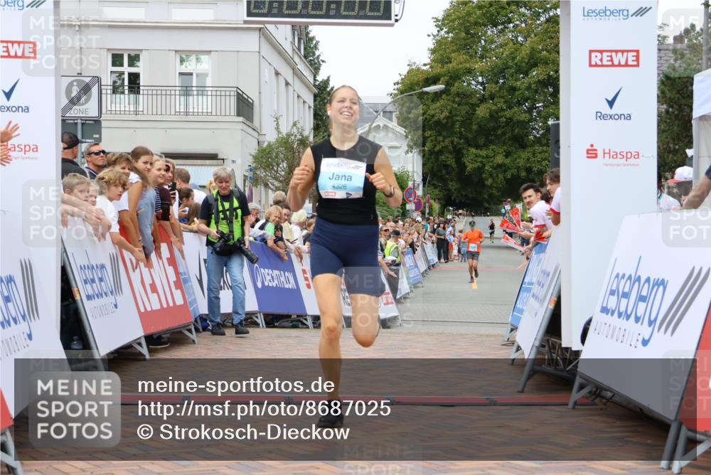 31.08.2025 - 21. Blankeneser Heldenlauf Strokosch-Dieckow http://msf.ph/oto/8687025 31.08.2025 11:58:43 Ziel 4326 meine-sportfotos.de