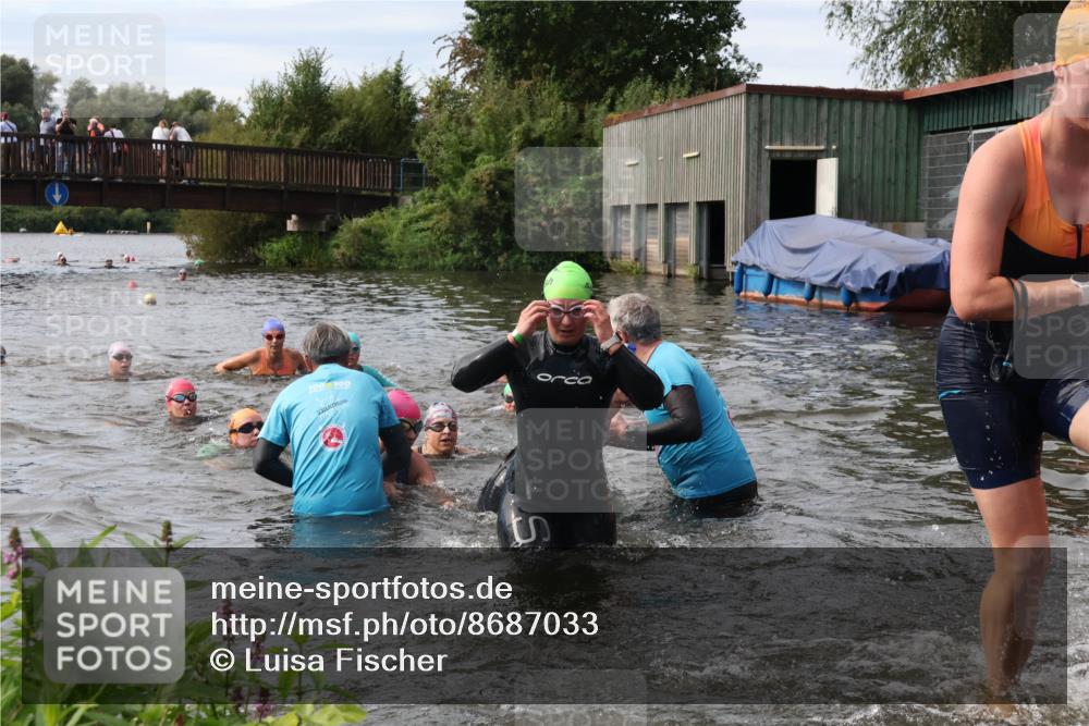 31.08.2025 - Elbe Triathlon Hamburg Luisa Fischer http://msf.ph/oto/8687033 31.08.2025 10:52:02 Schwimmen 1519, 1532, 1536, 1552, 1561, 1562, 1571, 1580, 1586, 1595, 1597 meine-sportfotos.de