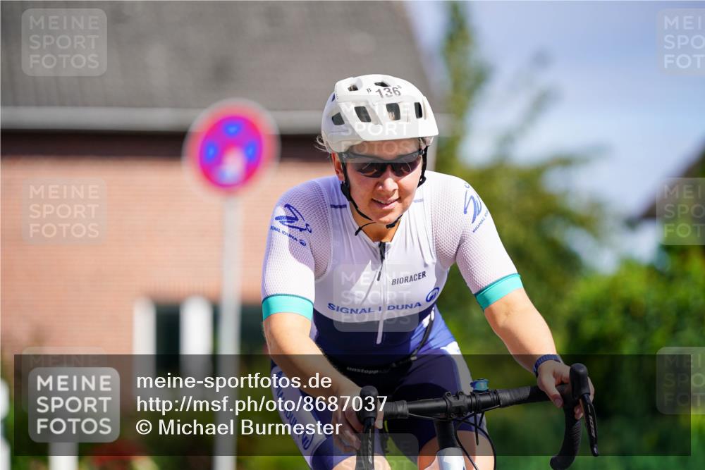 31.08.2025 - Elbe Triathlon Hamburg Michael Burmester http://msf.ph/oto/8687037 31.08.2025 14:49:04 Radfahren 136 meine-sportfotos.de