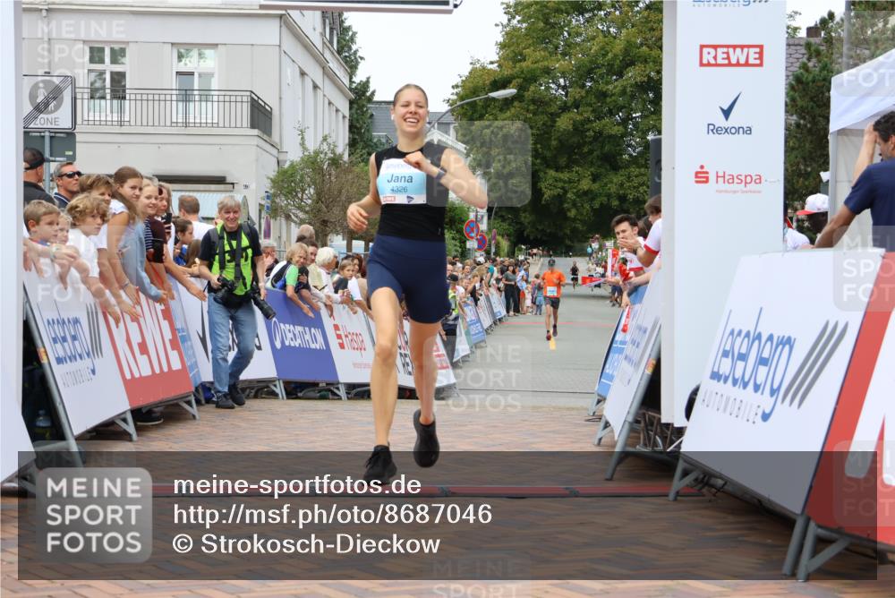 31.08.2025 - 21. Blankeneser Heldenlauf Strokosch-Dieckow http://msf.ph/oto/8687046 31.08.2025 11:58:43 Ziel 4326 meine-sportfotos.de