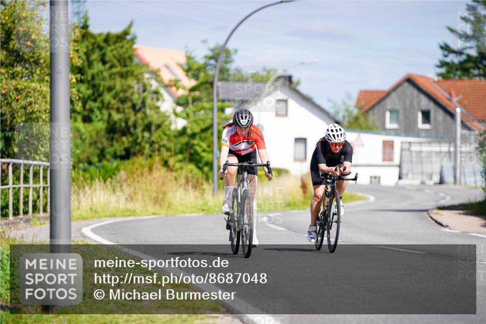 31.08.2025 - Elbe Triathlon Hamburg Michael Burmester http://msf.ph/oto/8687048 31.08.2025 14:49:25 Radfahren 145 meine-sportfotos.de